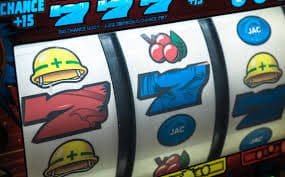 Trải nghiệm chơi game slot và casino trực tuyến trên man88